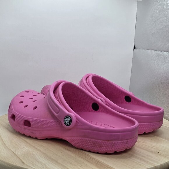 Womens Size 10 - Crocs Classic Clogs Magenta Pink Unisex Mens 8 - Picture 7 of 9